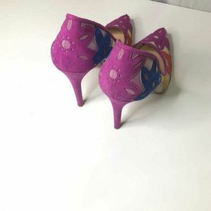 ONLY WORN TWICE! Jessica Simpson heels size 7